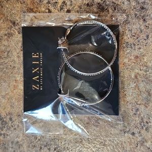 Zaxie Hoop earrings.